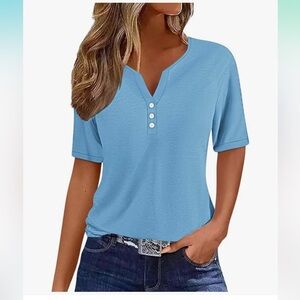 Women's Short Sleeve Tee With Button Accents. NWT. Size M